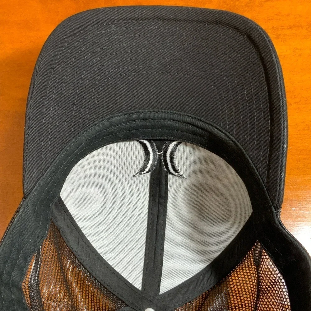 Hurley Black Trucker Hat Mesh Snapback Cap Tonal Logo Surf Skate